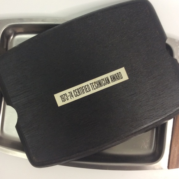 Vintage 1974 Chevrolet Technician Award Tray Board - Picture 7 of 14